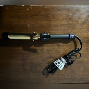 Hot tools 1 1/4” curling iron